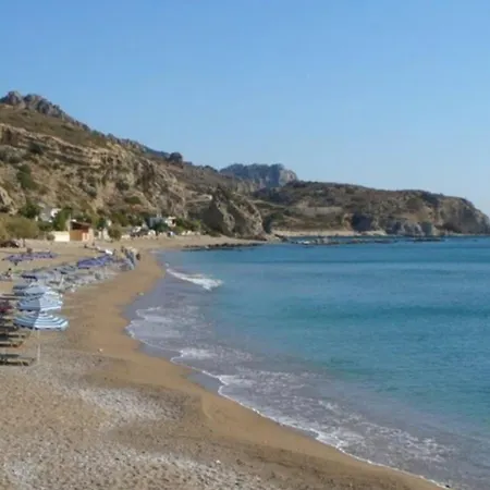 Thalassia Avra Stegna Vila *