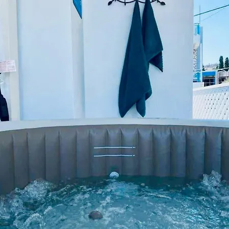 Thalassia Avra Stegna Villa *