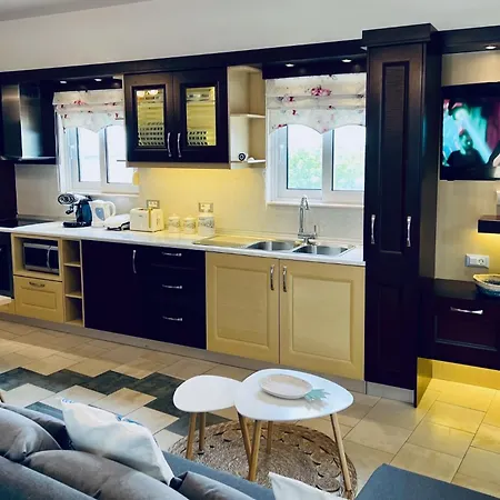 Villa Thalassia Avra Stegna *