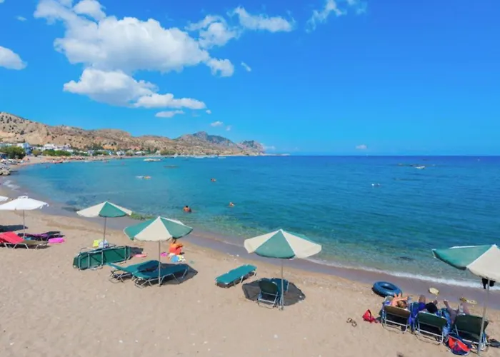 Thalassia Avra Stegna