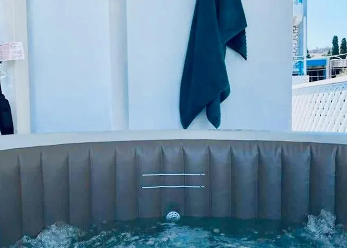 Thalassia Avra Stegna Villa *