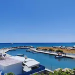 Thalassia Avra Stegna Villa *